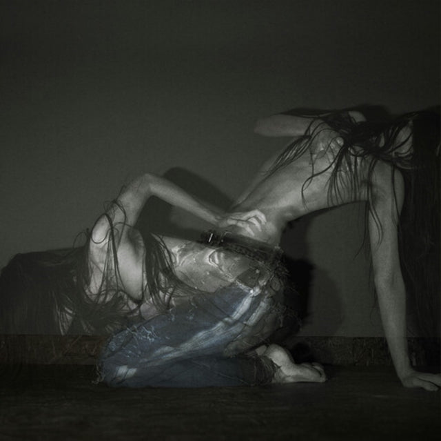 Sofia Isella - Something Is A Shell . (Indies Exclusive Clear Smoke Vinyl) (Vinyl)
