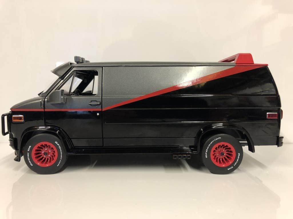 Greenlight Collectibles - 1/18 GMC Vandura The A Team Van (Diecast Model Car)