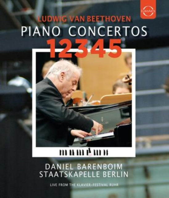 Daniel Barenboim - Daniel Barenboim Plays & Conduts Beethoven Piano Concertos 1 /2 /3 /4 /5 (Blu-ray)