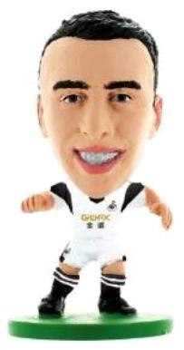 SoccerStarz - Swansea Leon Britton Home Kit (2014 version) (Figure)