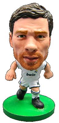 SoccerStarz - Real Madrid Xabi Alonso - Home Kit (2014 version) (Figure)