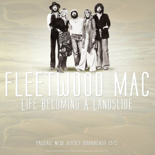 Fleetwood Mac Best Of Live At Life Becoming A Landslide Passaic New Jersey Broadcast 1975 (CD) (https://lasgo.dmmserver.com/media/640/87176625/8717662574429.jpg)