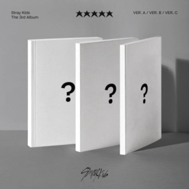 Stray Kids 5 Star: Version A (CD) (https://lasgo.dmmserver.com/media/640/88097555/8809755506940.jpg)